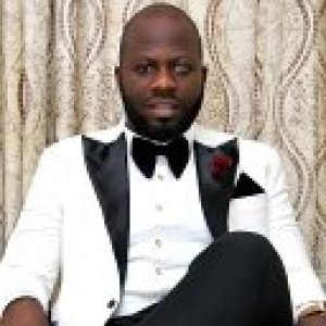 Dr. Mbanefo Chinwuba Chukwuogor